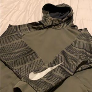 Nike army green sweatshirt with print